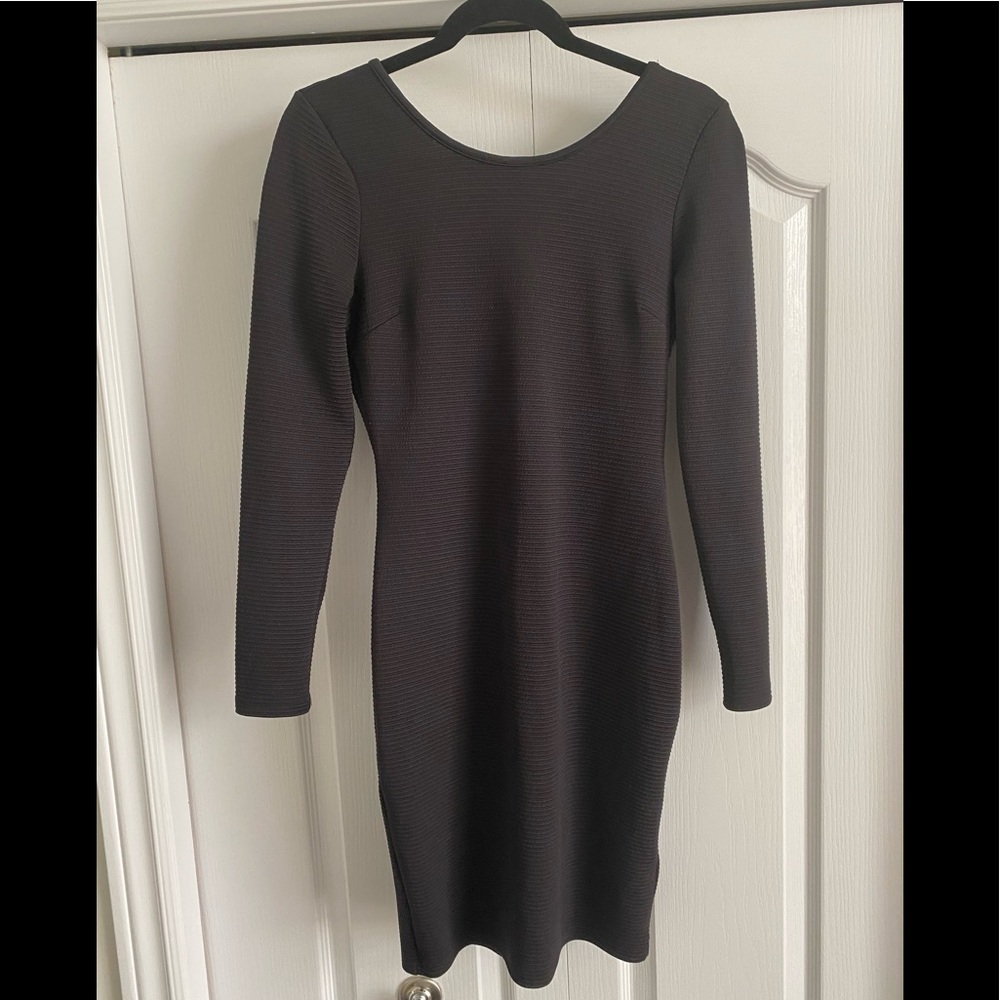 🔥/$20 Fitted black dress